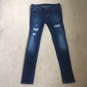 Dark wash skinny jeans